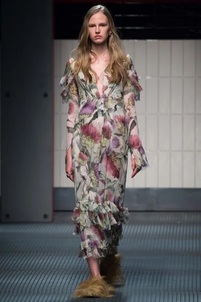 Look 6